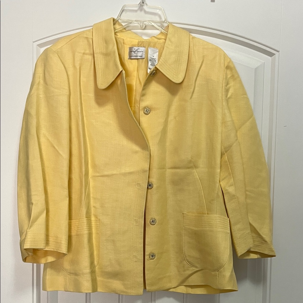 Emma James Pale Yellow Button-Front Blazer